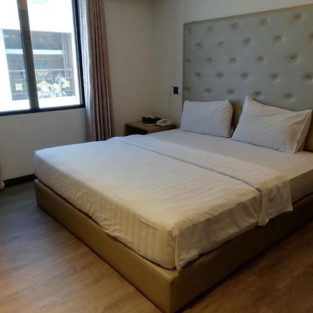 Ease Hotel Kota Kinabalu Dış mekan fotoğraf
