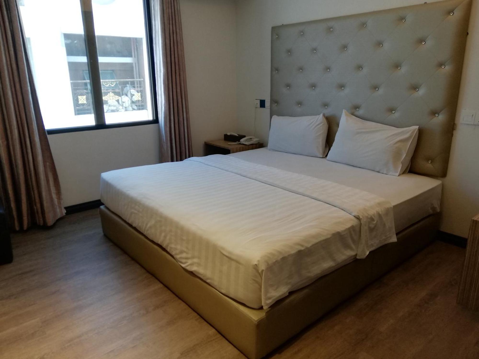 Ease Hotel Kota Kinabalu Dış mekan fotoğraf