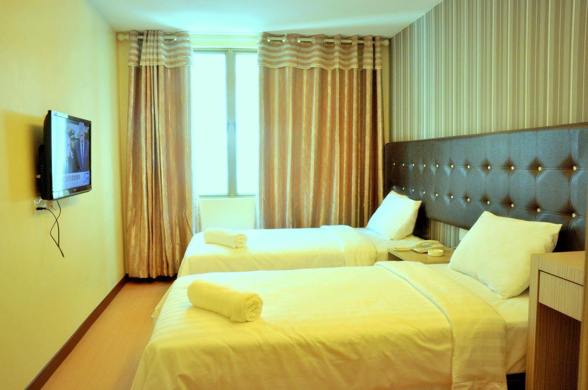 Ease Hotel Kota Kinabalu Dış mekan fotoğraf